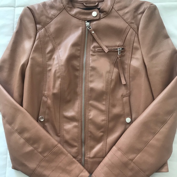 NWOT Vero Moda Leather Jacket (Faux) - Picture 4 of 4